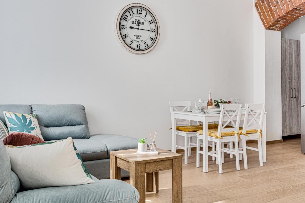 Old Town Luxurious Apartment *
