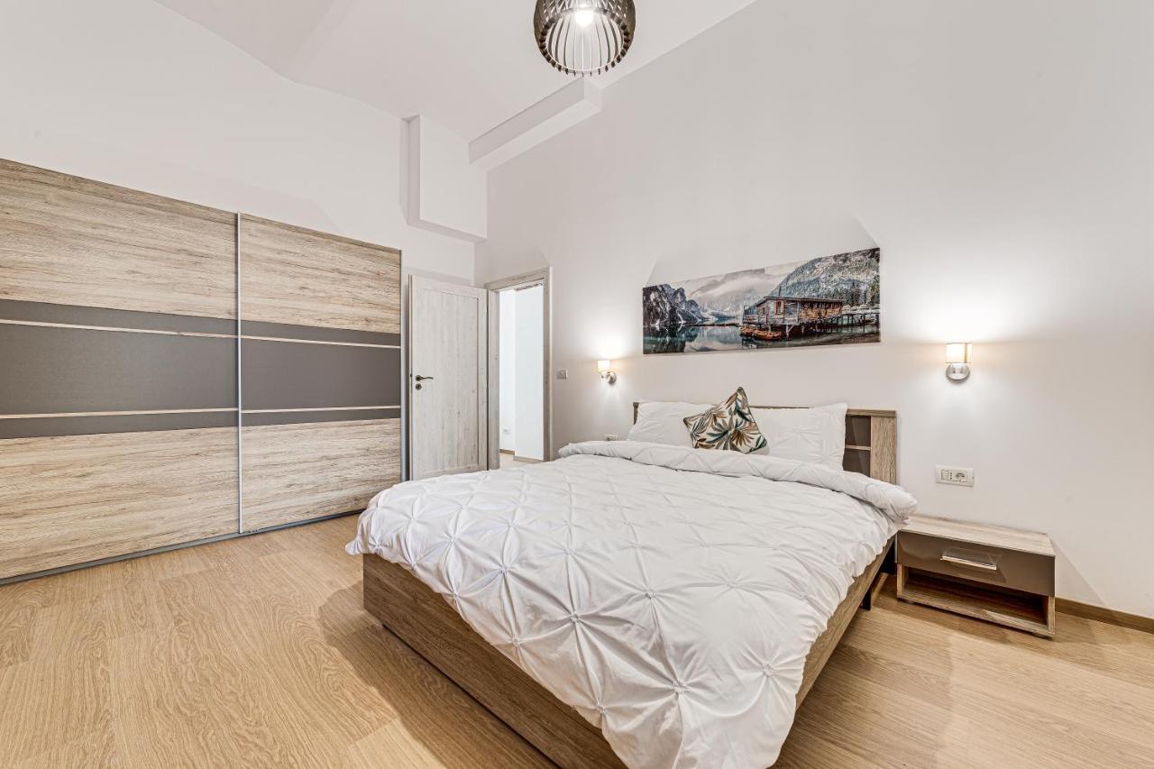 Apartment Old Town Luxurious